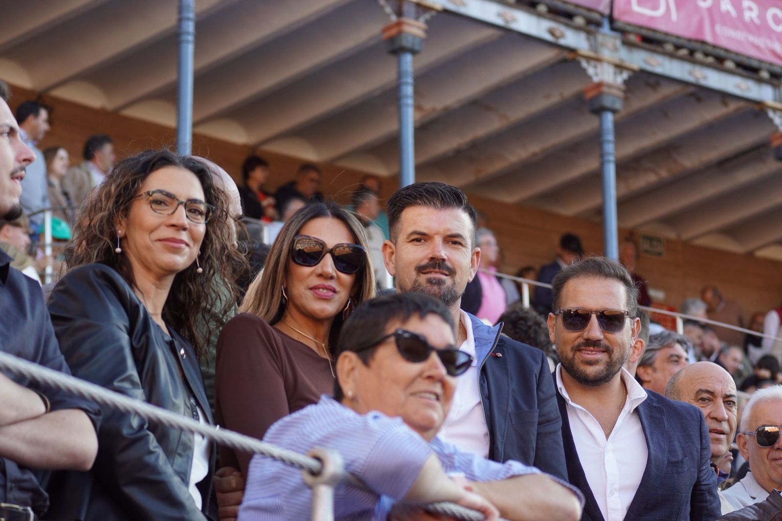 Así ha vivido la afición salmantina el adiós a la feria desde los tendidos: imágenes del ambiente en la corrida concurso