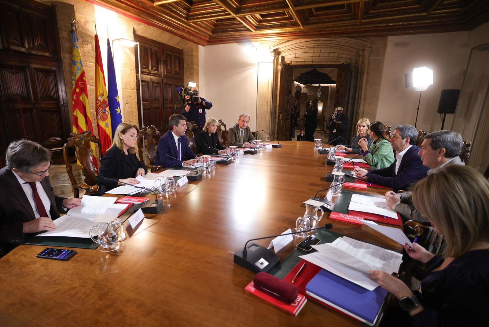 Pleno extraordinario del Consell. EP