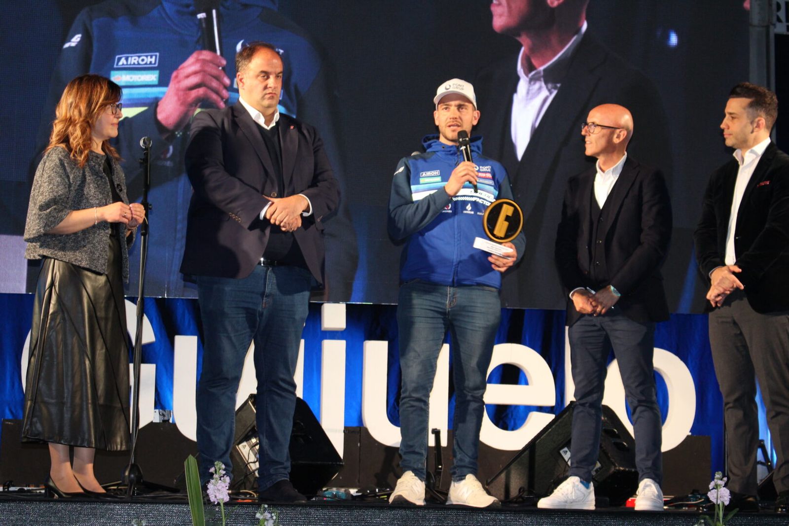 Lorenzo Santolino en la entrega de premios de la X Gala del Deporte en Guijuelo