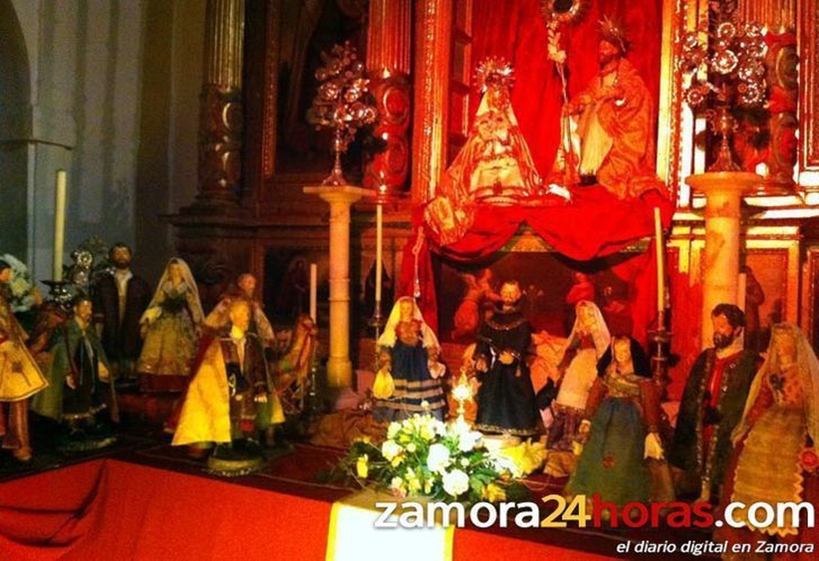 Los devotos de la Saleta instalan un belén en San Andrés