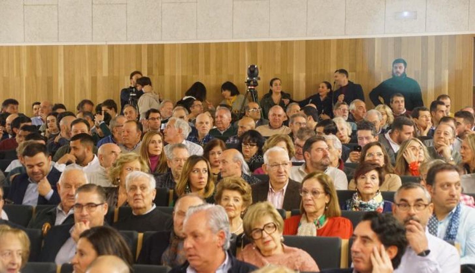 Entrega del premio del Toro de Oro a la ganadería de Vellosino por la Feria Taurina 2023 | Fotos: Juanes