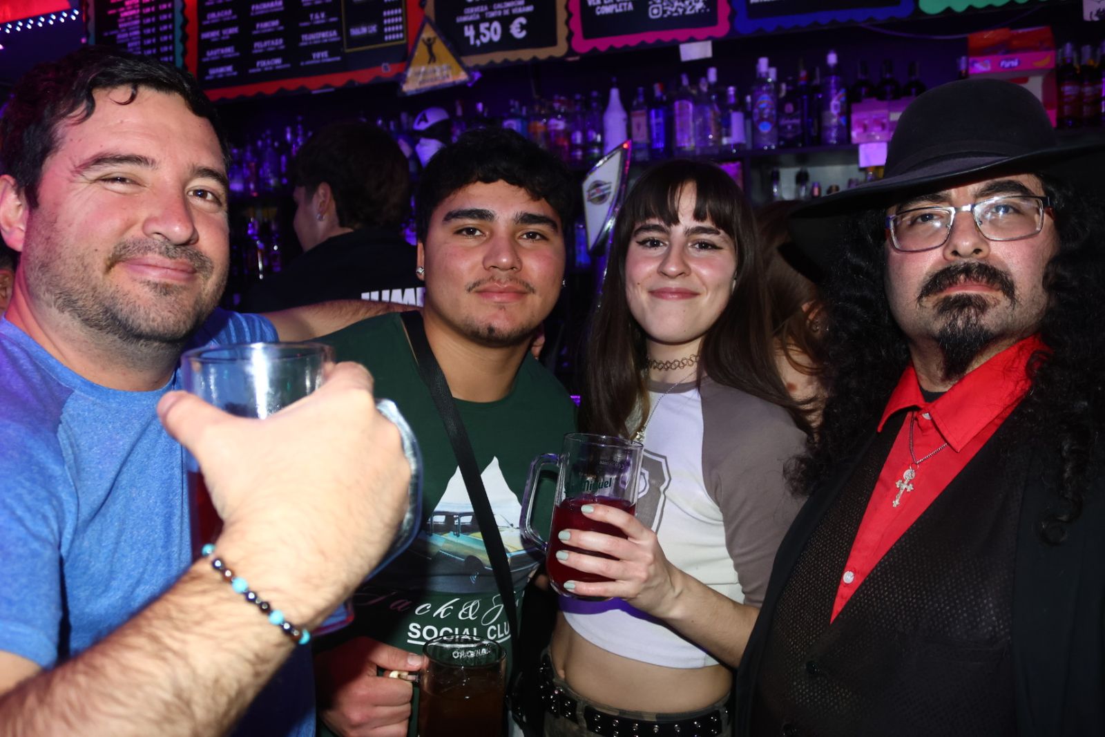 Salamanca de noche, sábado 21 de febrero