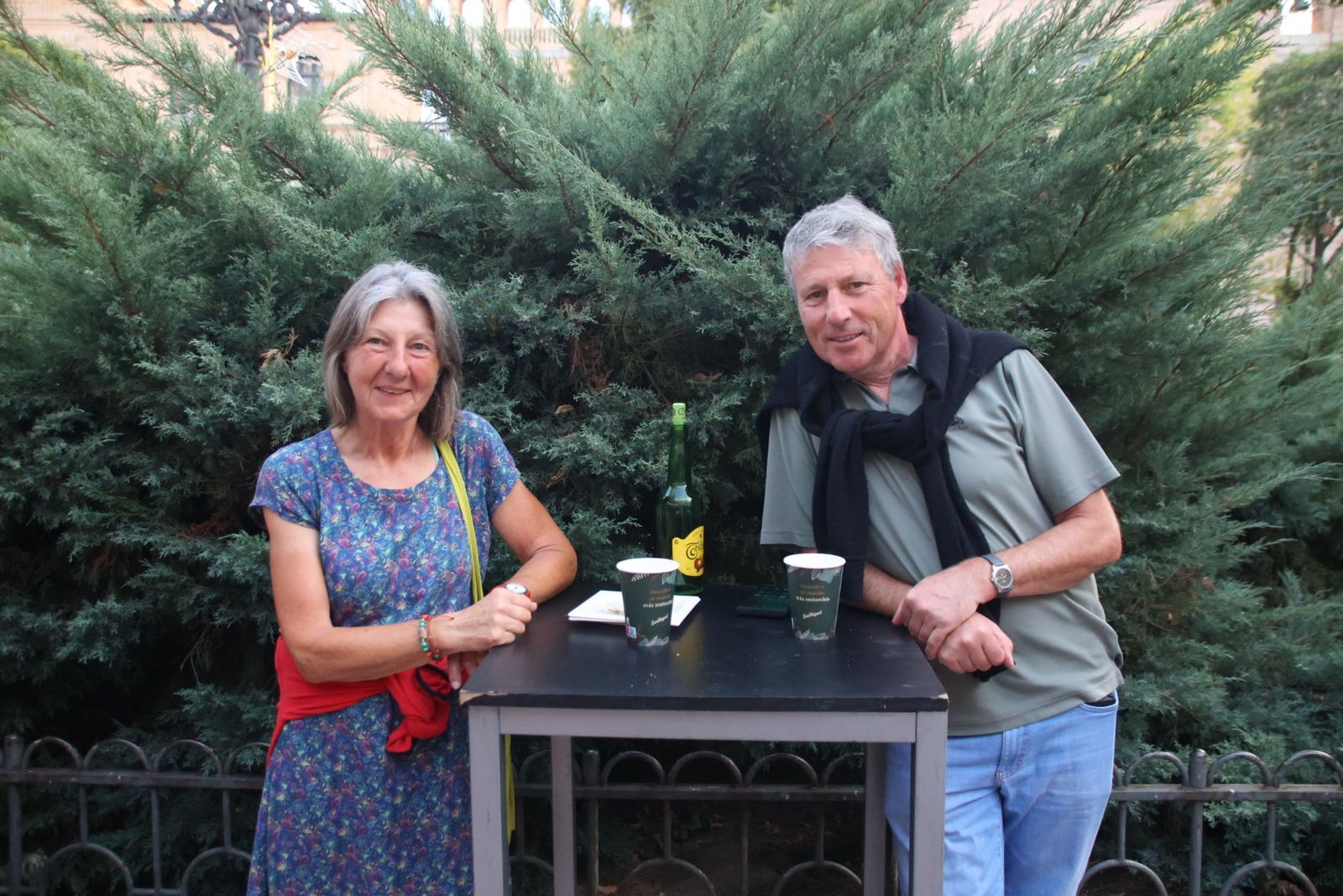 Ambiente de las casetas el  jueves por la tarde noche