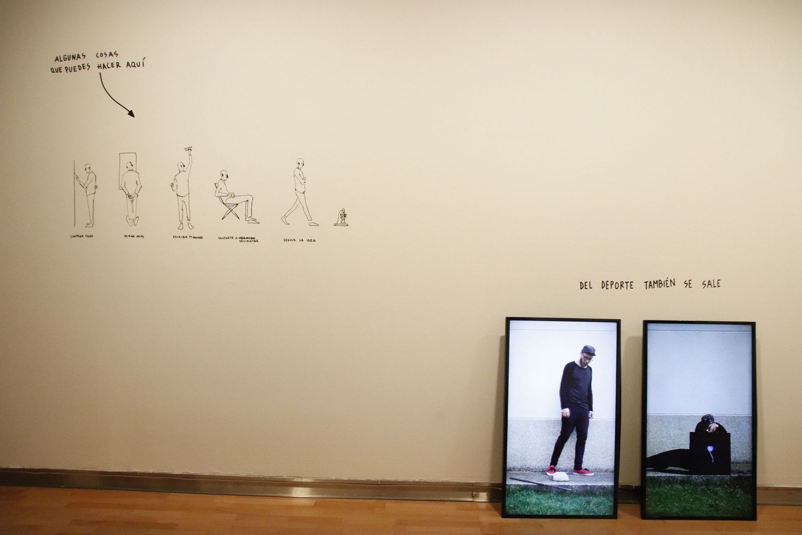 Víctor Rico y el comisario Víctor Ramírez presentan la exposición ‘Por hacer algo’