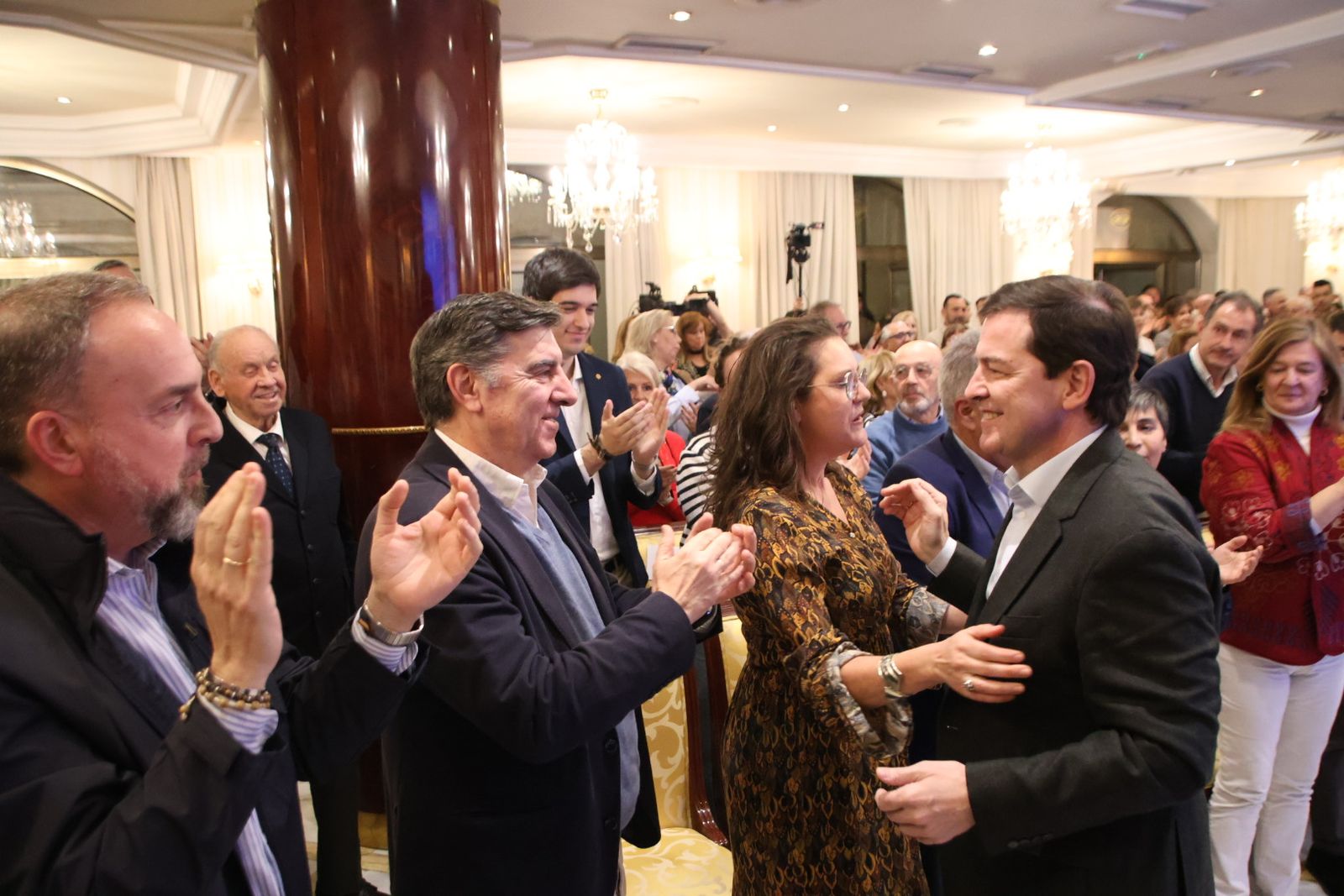 Mañueco junto a Carbayo prearranque campaña