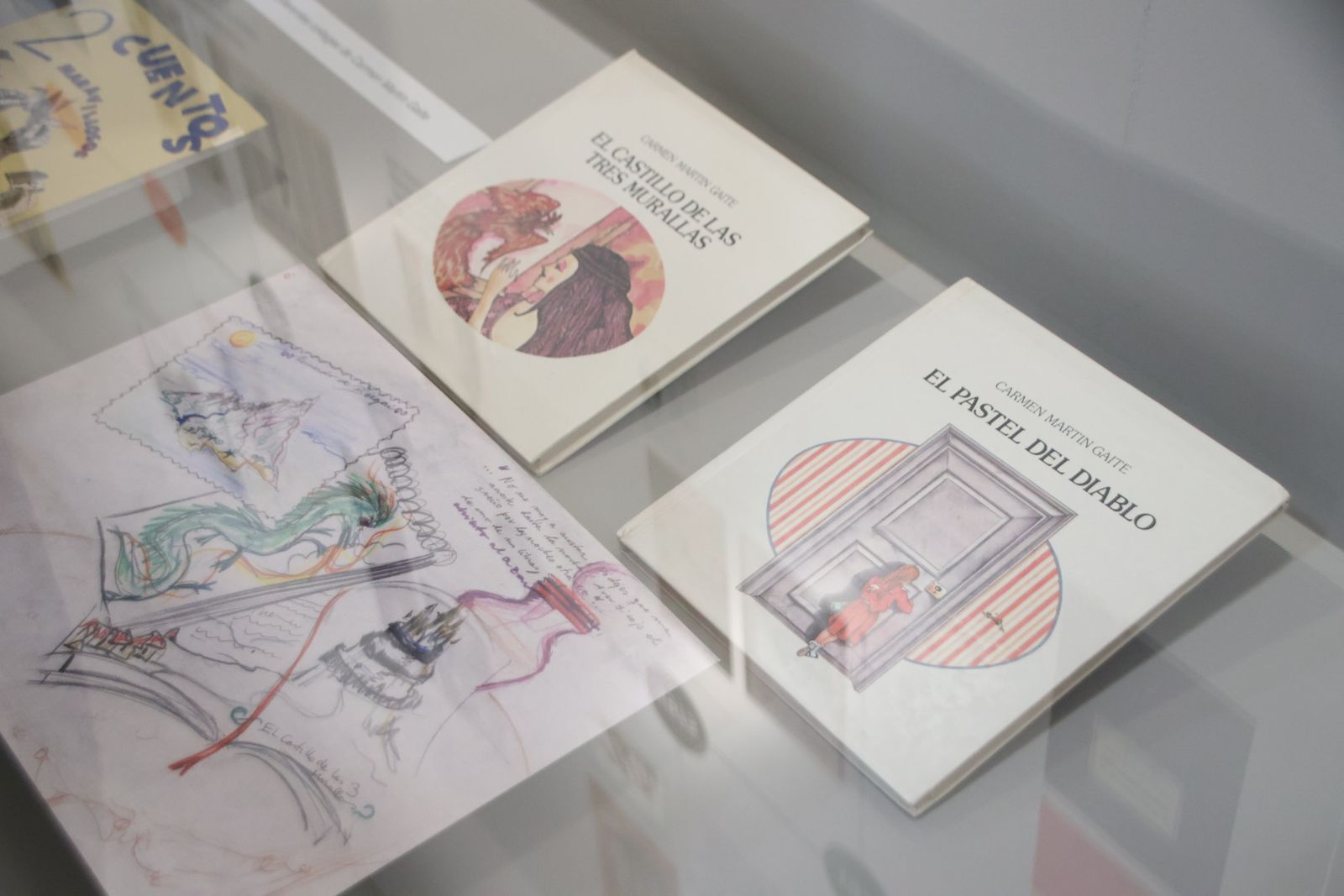  El Servicio de Actividades Culturales de la Universidad de Salamanca presenta la exposición “Caperucita en Manhattan y otros cuentos”