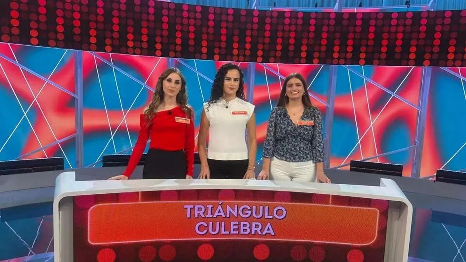 Araceli Morán, Paloma Fresno y Carla Casado, integrantes de 'Triángulo Culebra'