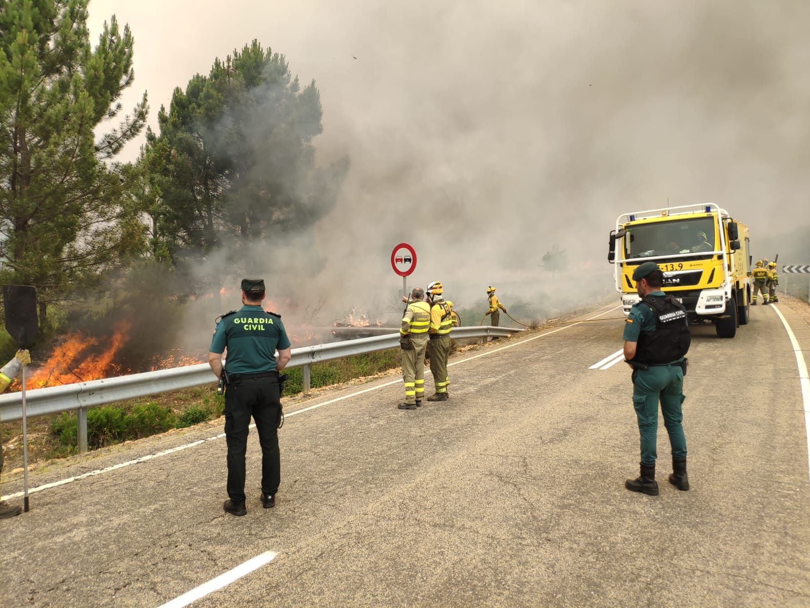 incendio-en-la-sierra-de-la-culebra-6