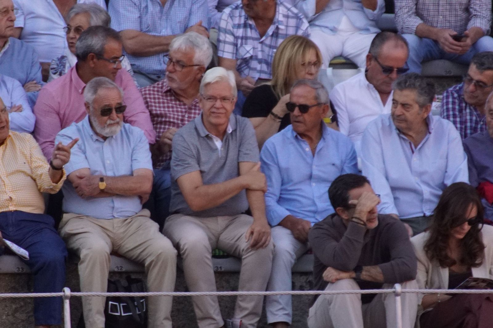 Así se ha vivido la primera corrida de la feria 2025 en La Glorieta: imágenes del ambiente en los tendidos y en el patio de cuadrillas