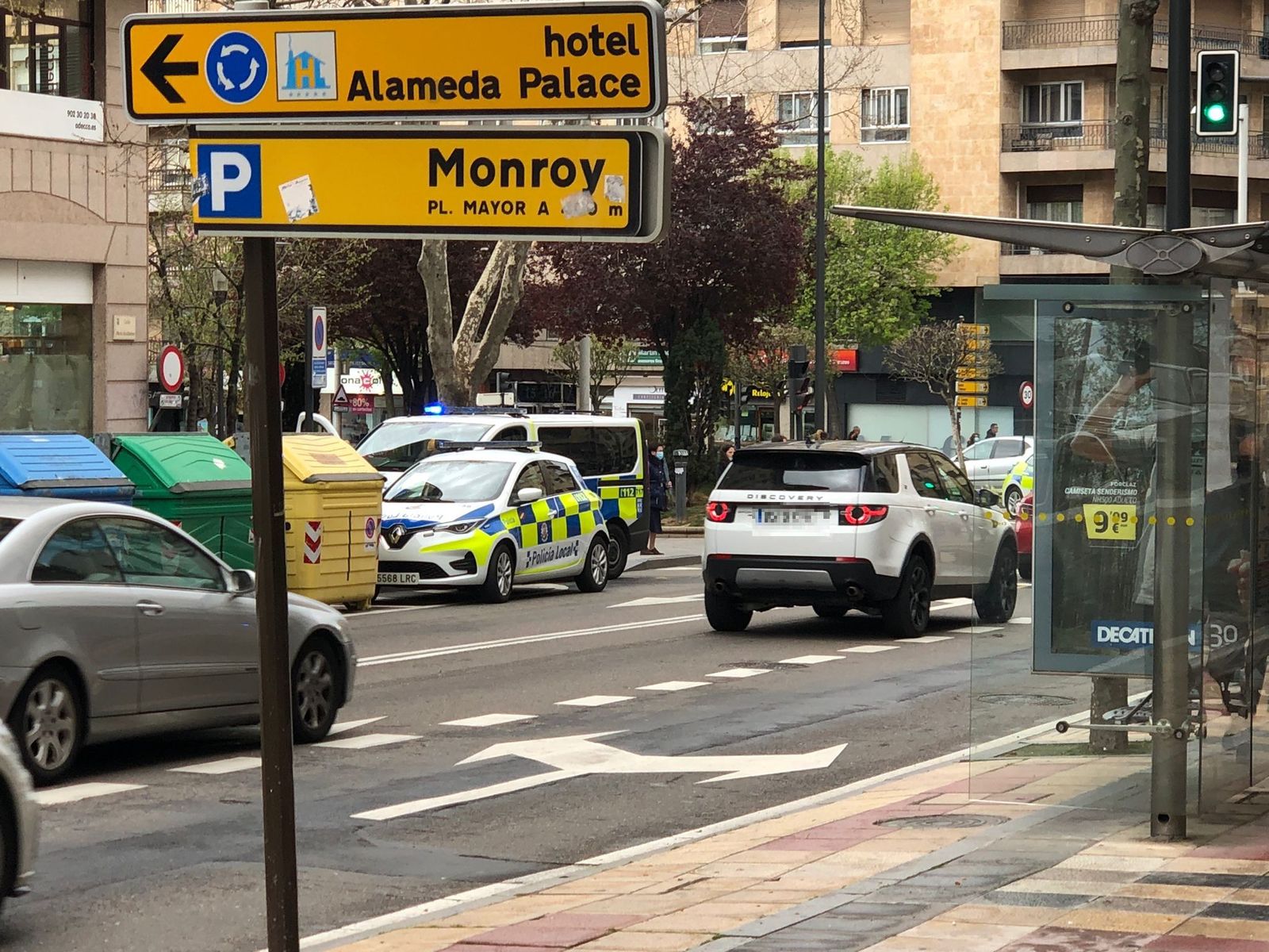Policía Local en la calle de María Auxiliadora en una imagen de archivo