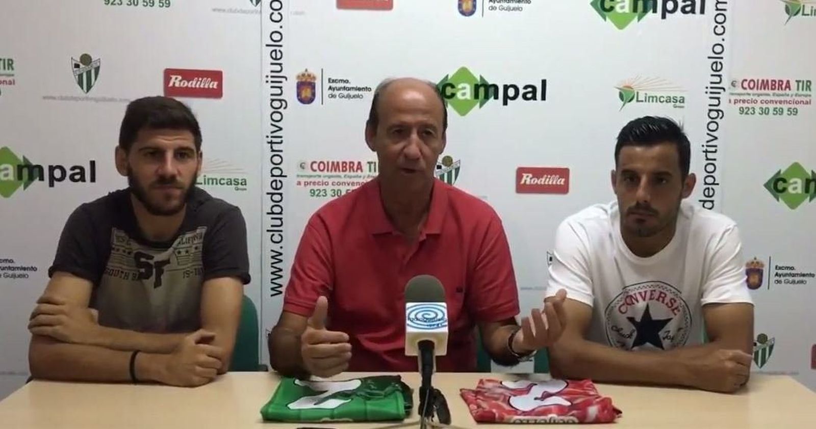El Guijuelo presenta a Carlos Rubén y Diego Manzano