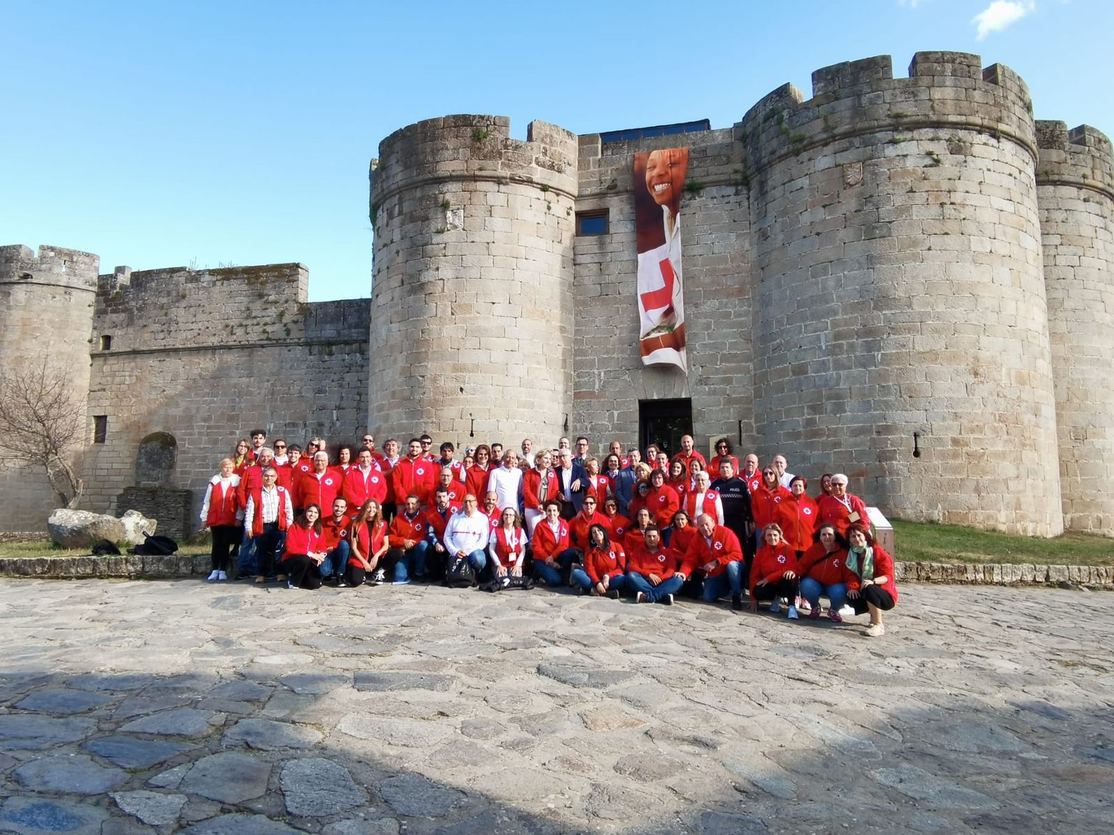 Cerca de un centenar de personas voluntarias del área de socorros de Cruz Roja en Castilla y León se reúnen en Puebla de Sanabria