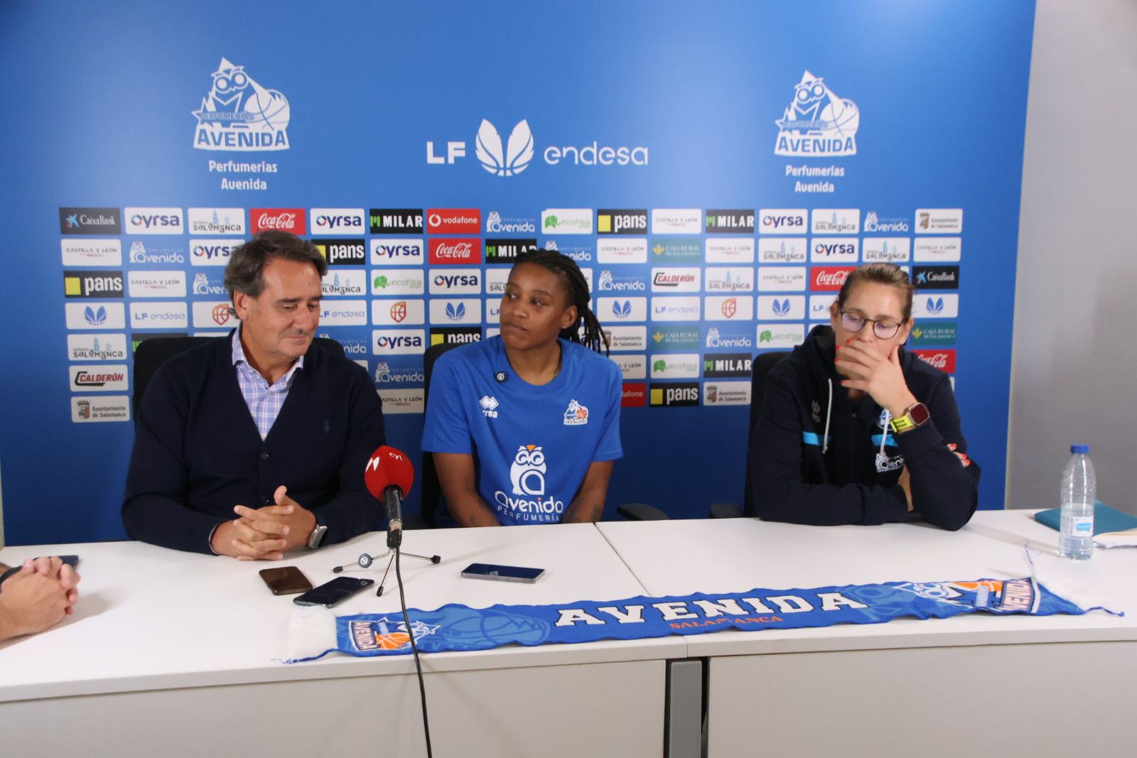 Presentación de Zellous con Perfumerías Avenida