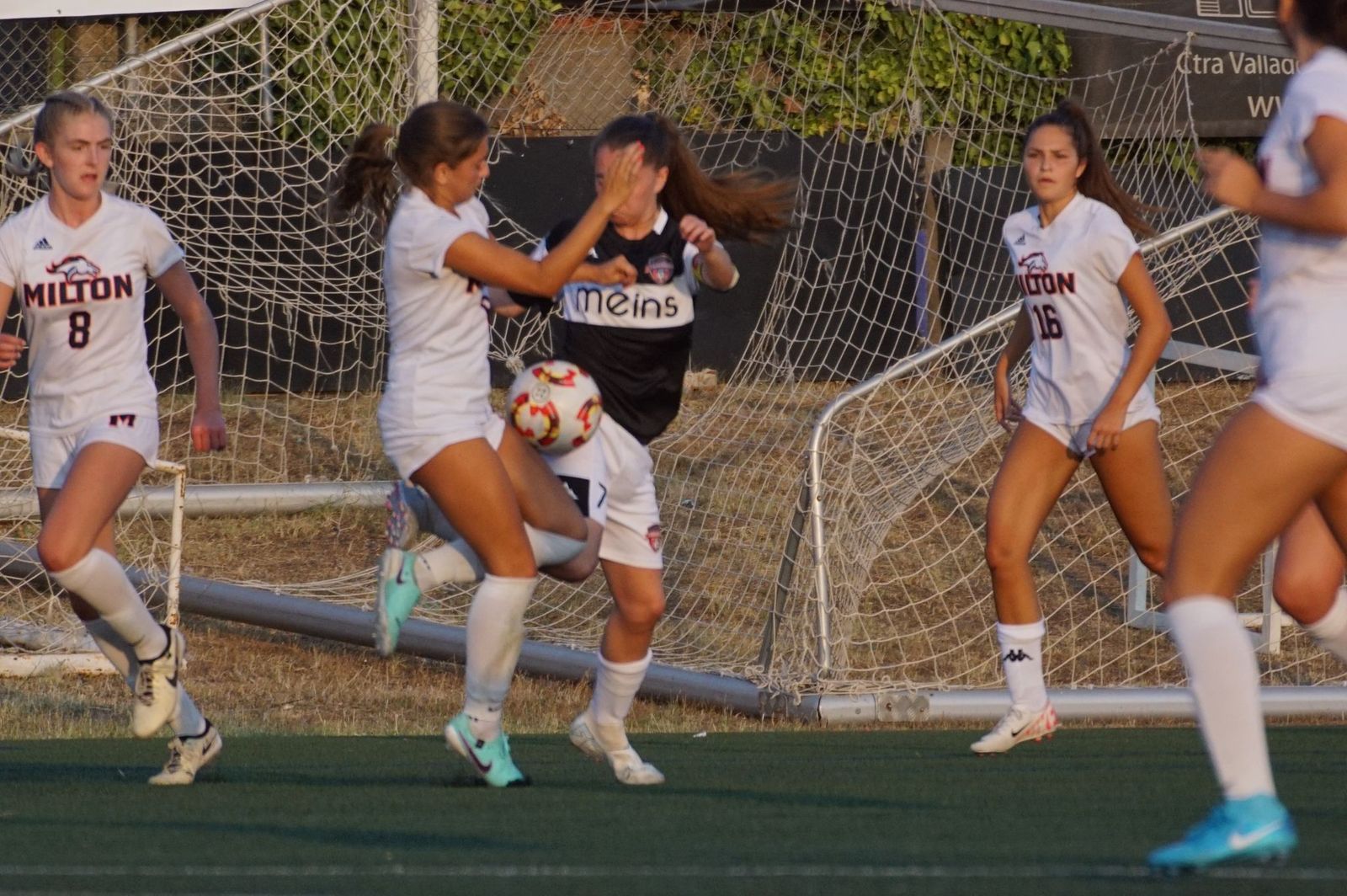 partido-amistoso-salamanca-futbol-femenino-y-milton-academy-foto-juanes-24