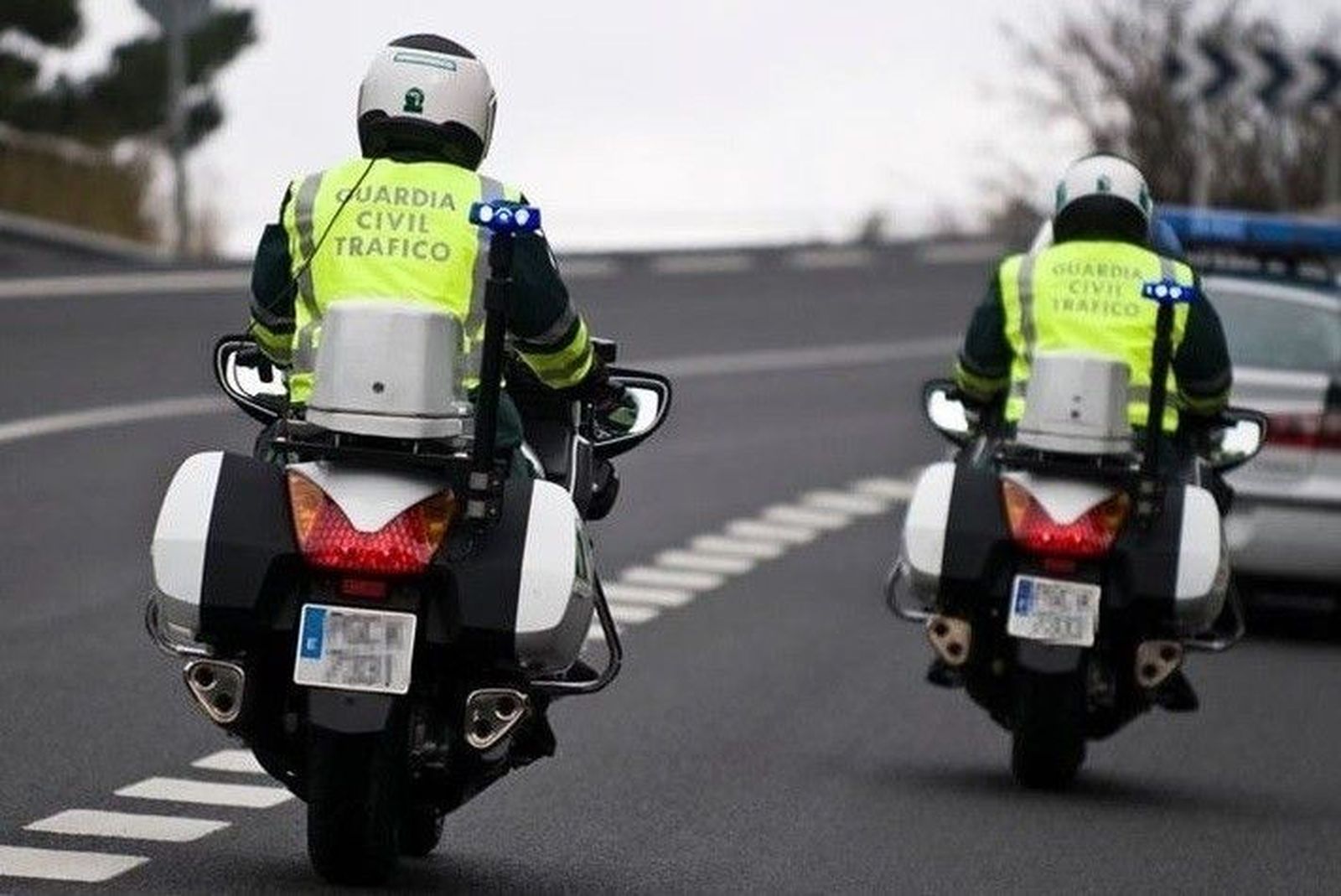 Guardia Civil en moto. Foto de archivo