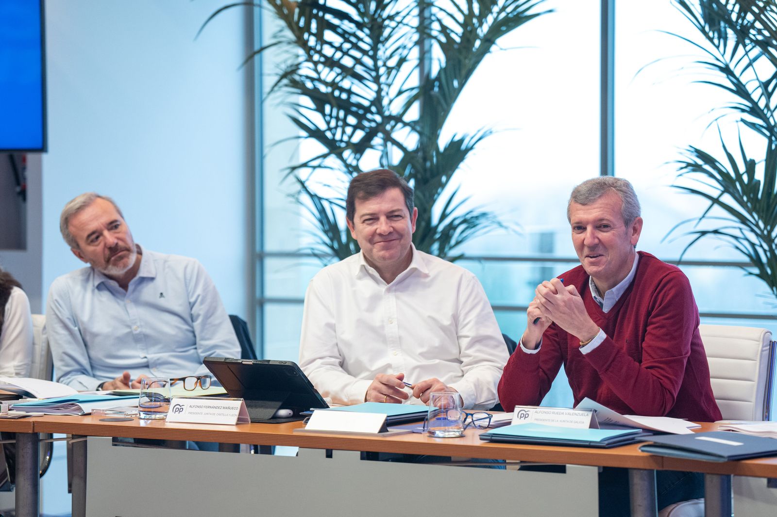 Mañueco: “Mientras el Gobierno y el PSOE tratan de pervertir la justicia, el PP trabaja en una política real”