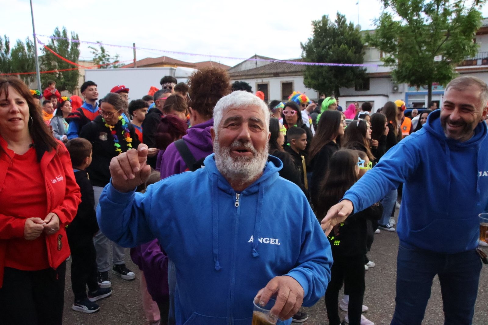  Villamayor, concentración y pasacalles de grupos y peñas