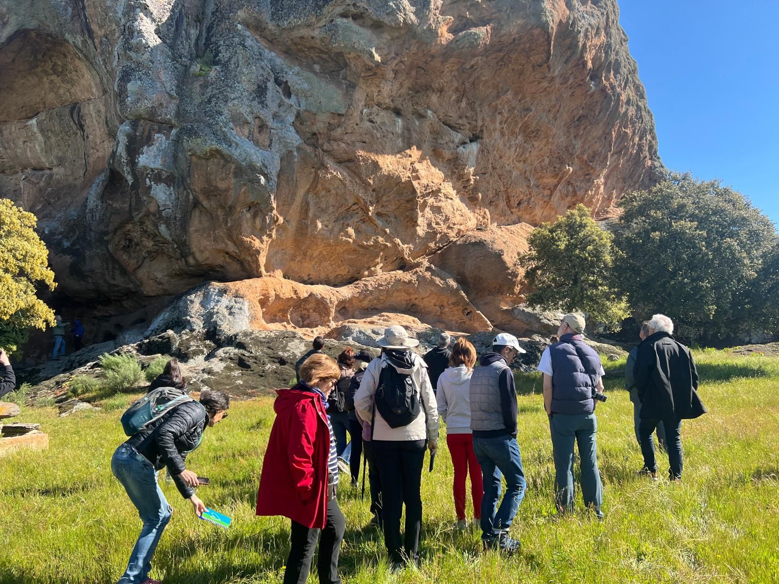 whatsapp-image-2025-04-27-at-21-14-51-2