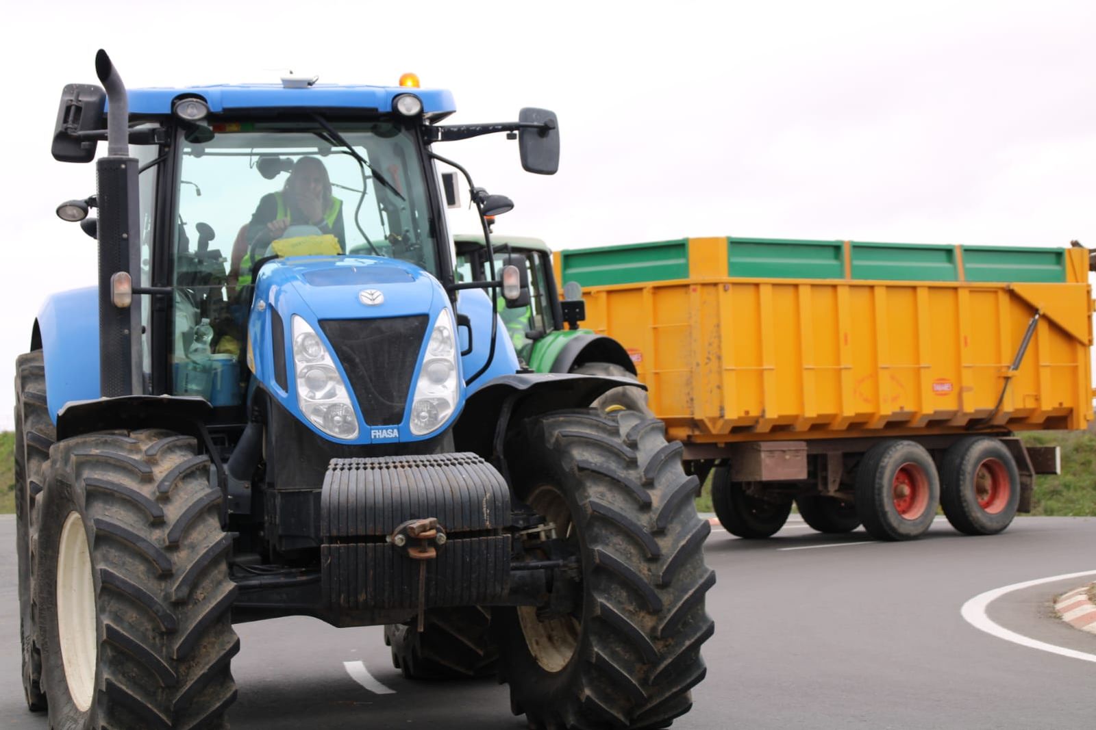 whatsapp-image-2024-02-07-at-13-27-47-1