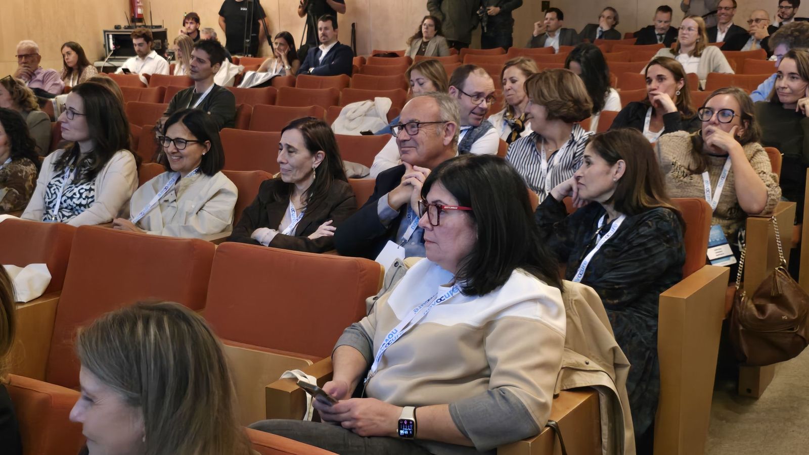El consejero de Sanidad, Alejandro Vázquez Ramos, participa en la mesa redonda: '¿Cómo impulsar la oncología radioterápica desde las administraciones públicas? Realidades y perspectivas'
