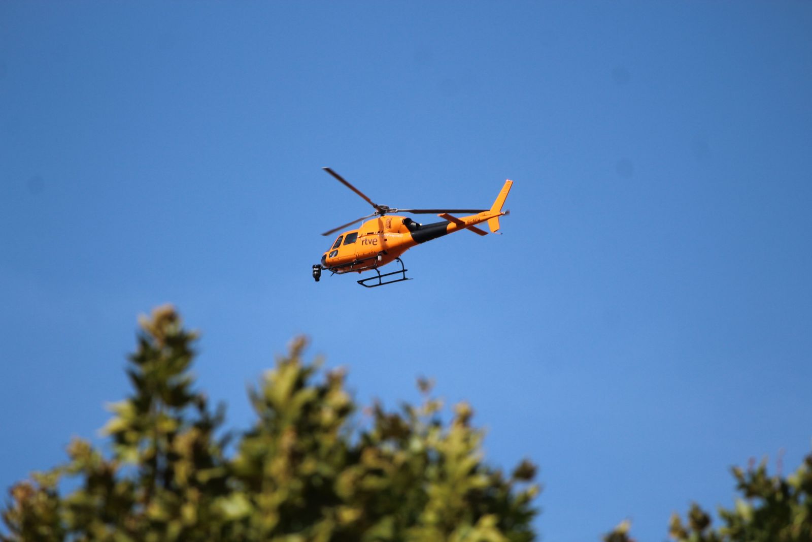 Protestas por Palestina al paso de la Vuelta Ciclista a España por Salamanca