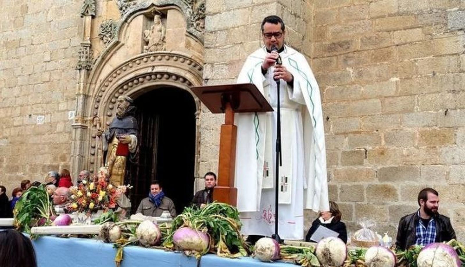 Bendición de los animales en San Antón, Ledesma. FOTO ARCHIVO