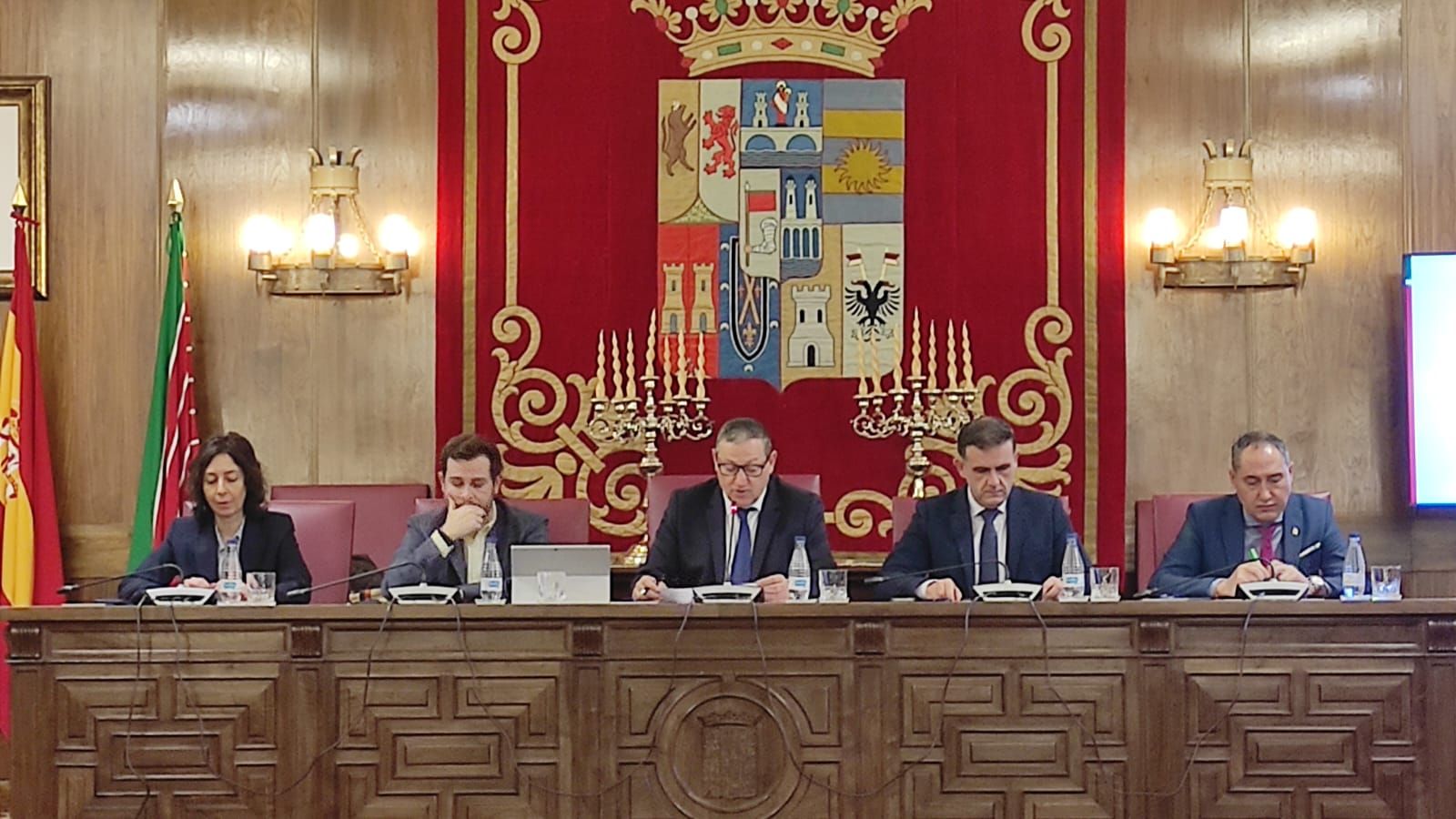 Pleno de la Diputación de Zamora. Archivo