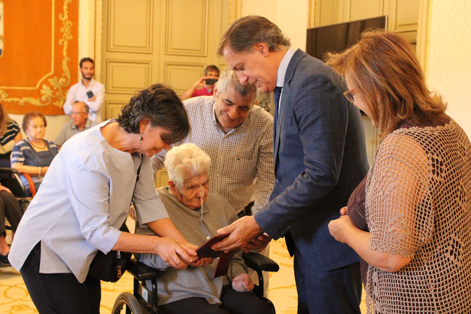 homenaje-a-personas-centenarias-de-salamanca-53