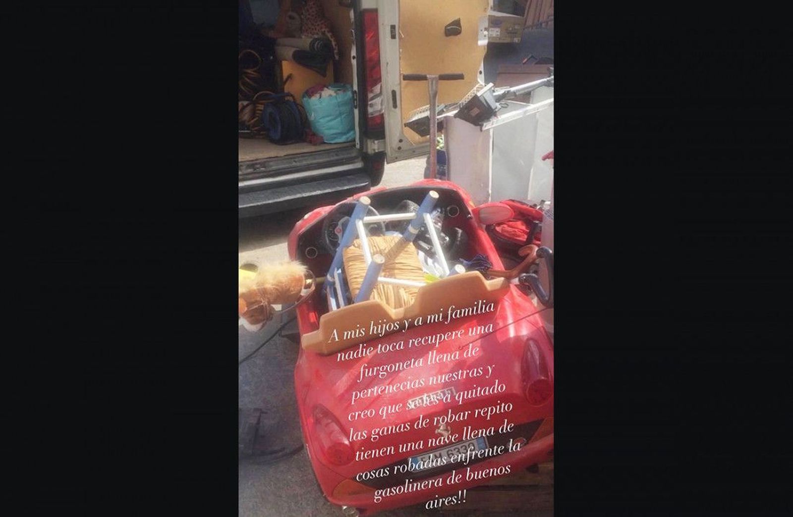 VÍDEO | La justicia por su mano en Salamanca: Localiza todo lo que le habían robado en una nave de Buenos Aires y graba un vídeo para denunciar lo ocurrido