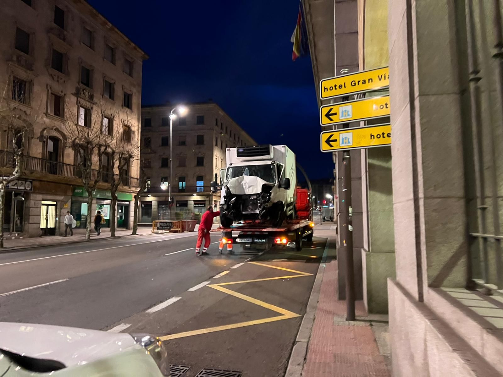 La Gran Vía queda cortada al tráfico debido a un fuerte accidente 3