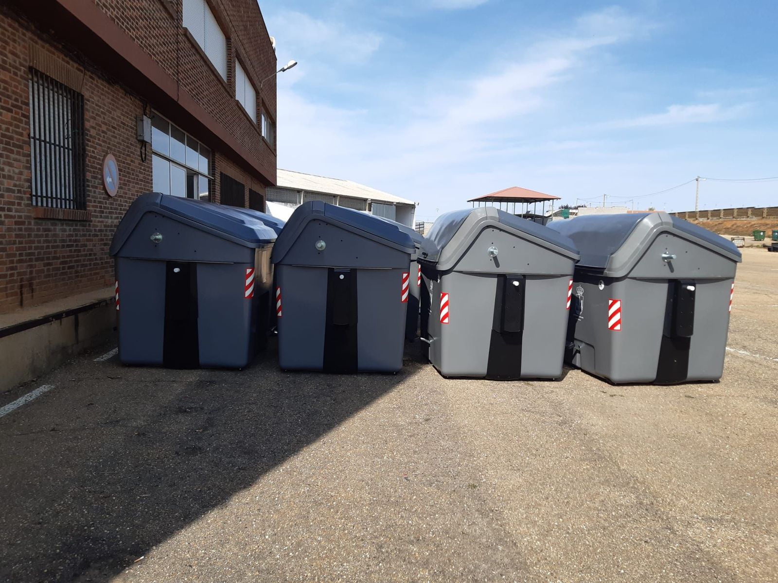 Contenedores benavente (1)