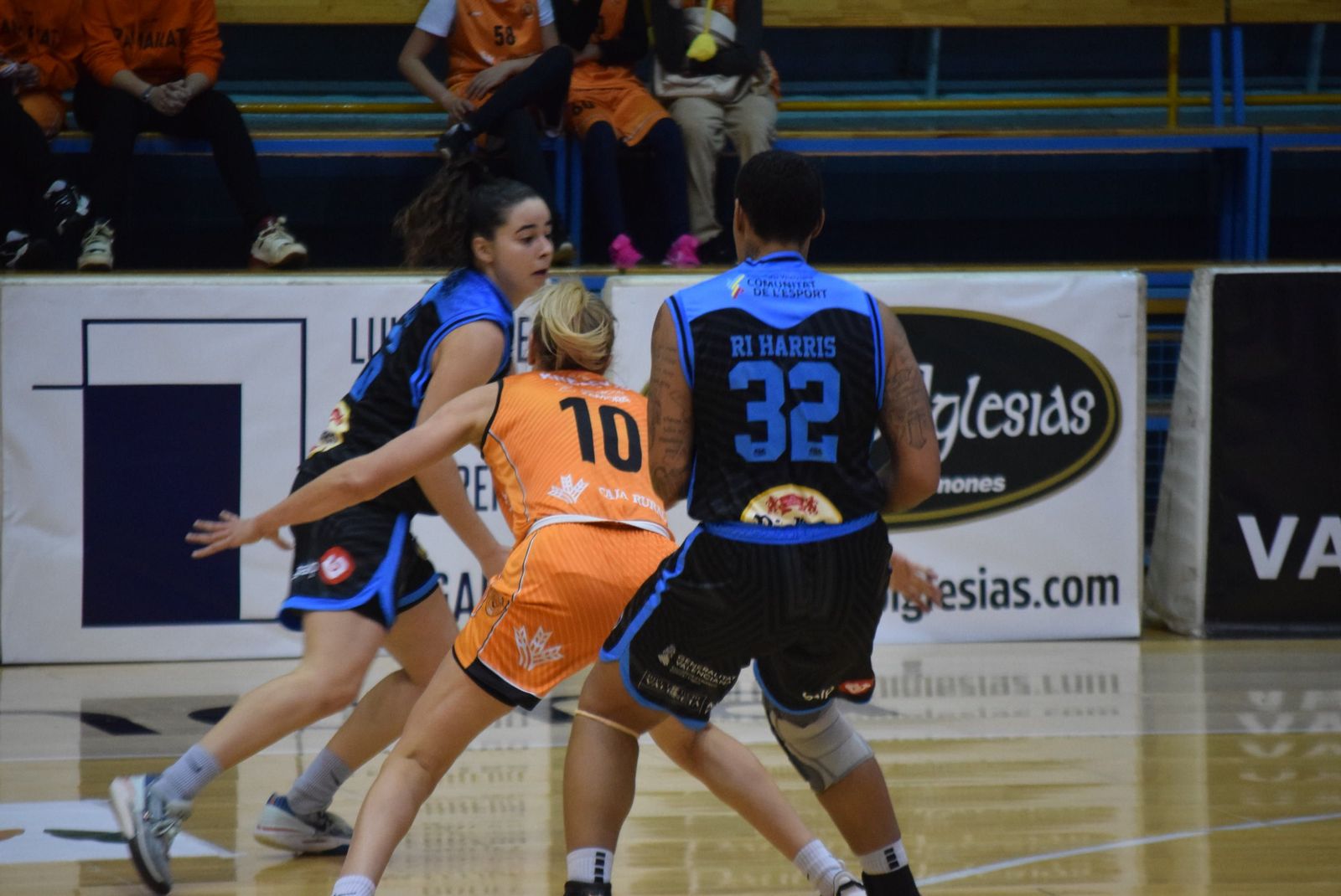 cd-zamarat-picken-claret-11