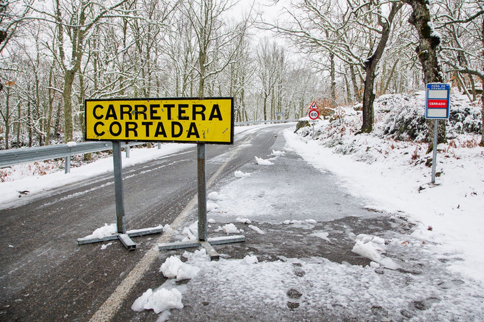 La nieve hace acto de presencia en el sur de la provincia de Salamanca