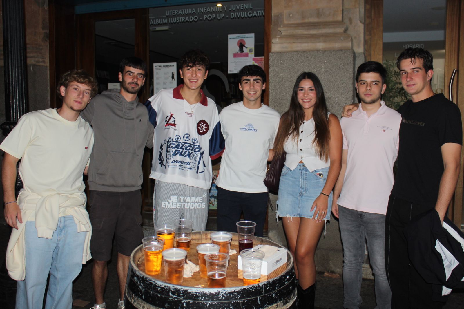 Ambiente en la Feria de Día en la tarde de este lunes