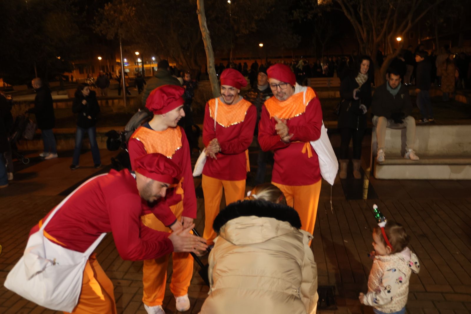 Pasacalles navideño en el barrio de El Zurguén