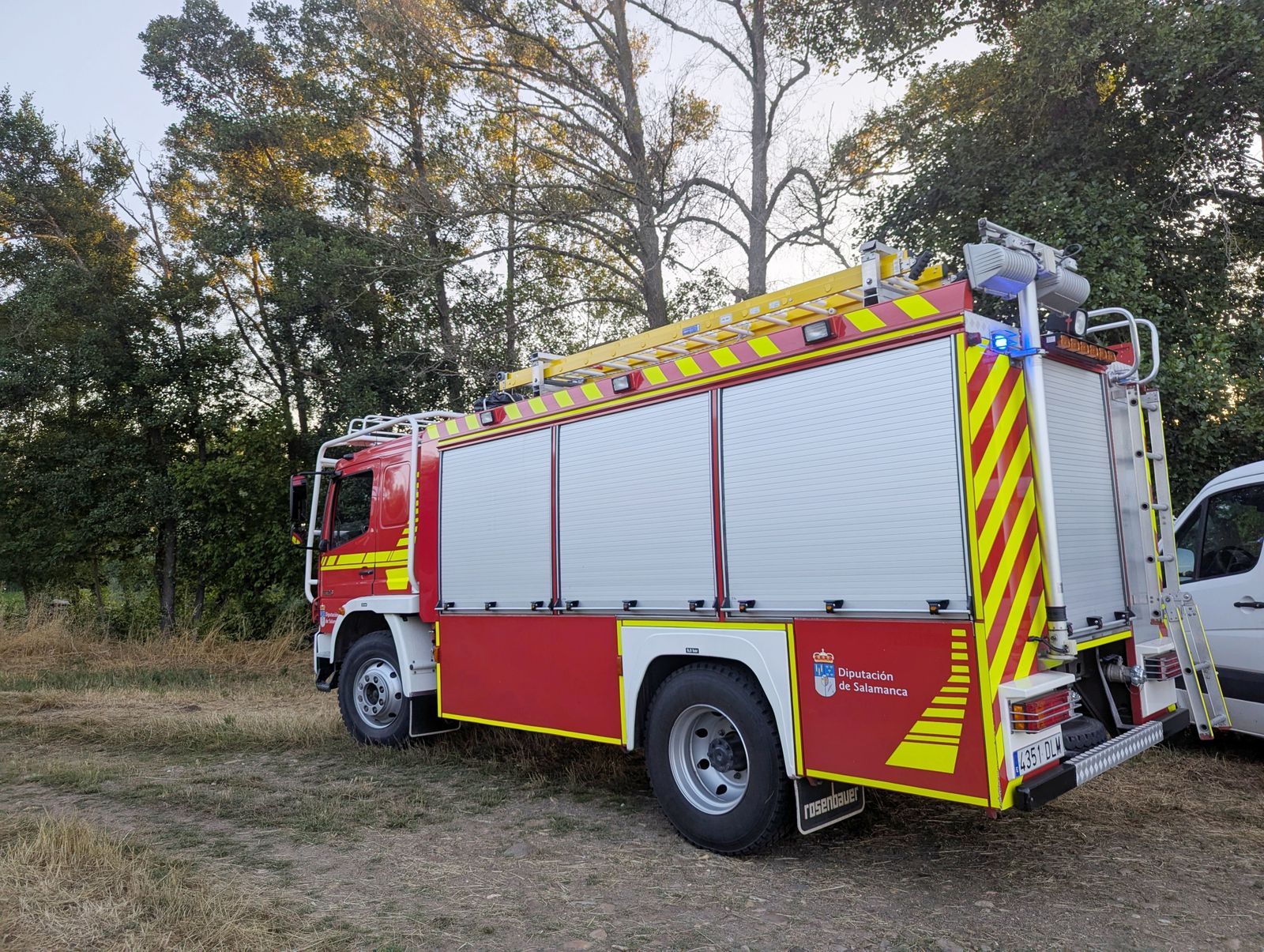Moviliación de Guardia Civil y Bomberos para encontrar a un chico desaparecido en el río Águeda