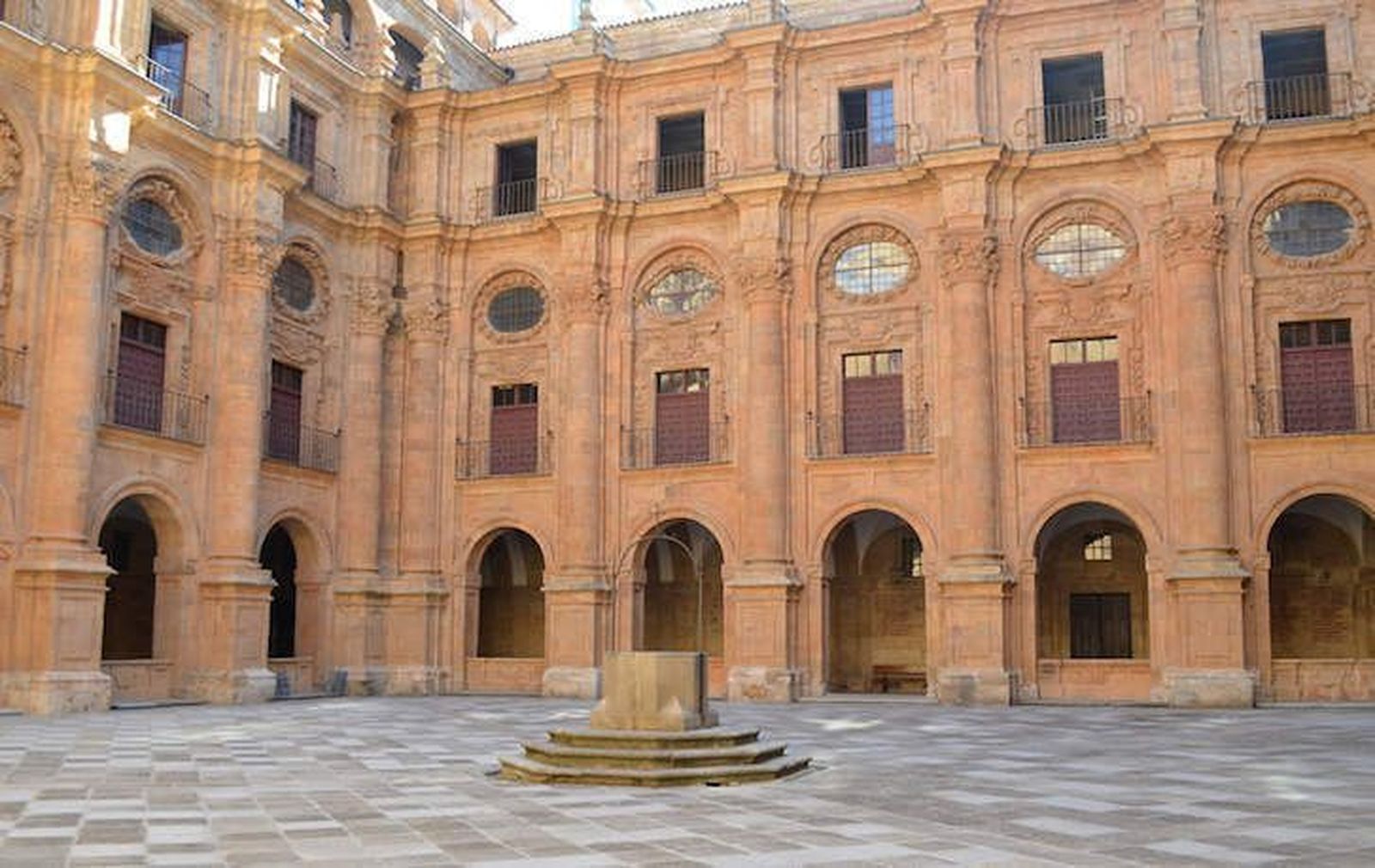 La Pontificia inicia su Semana de la Ciencia con variedad de propuestas