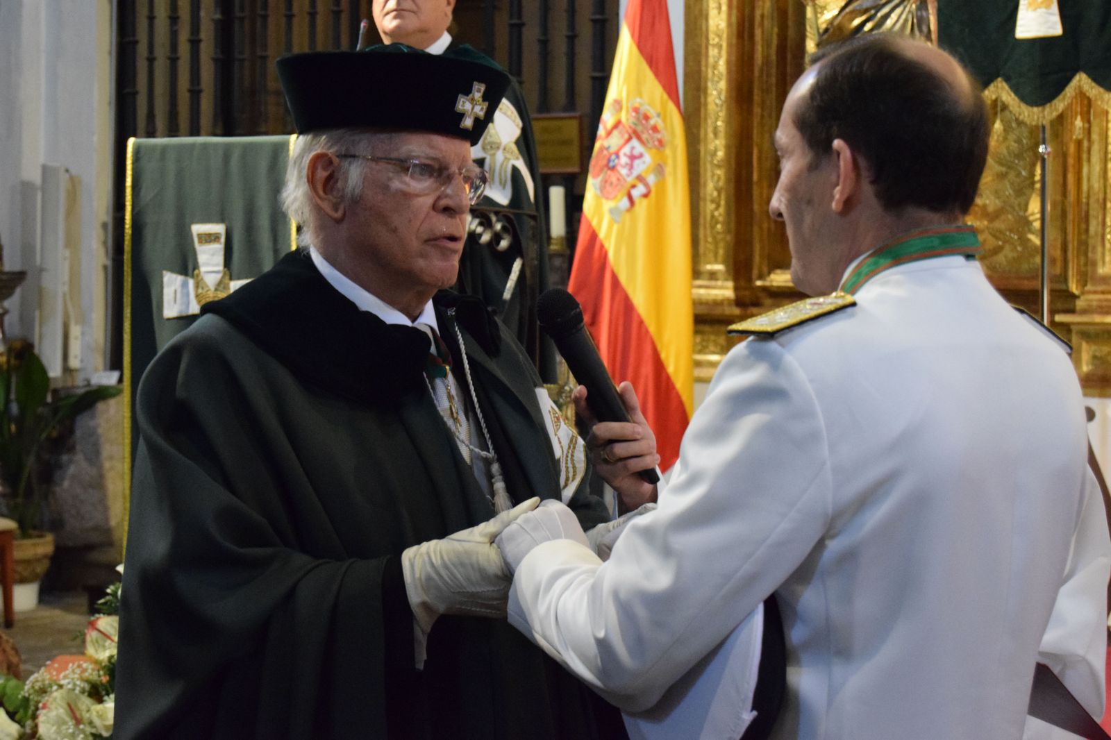 la-real-cofradia-de-caballeros-cubicularios-recibe-a-sus-nuevos-miembros-14