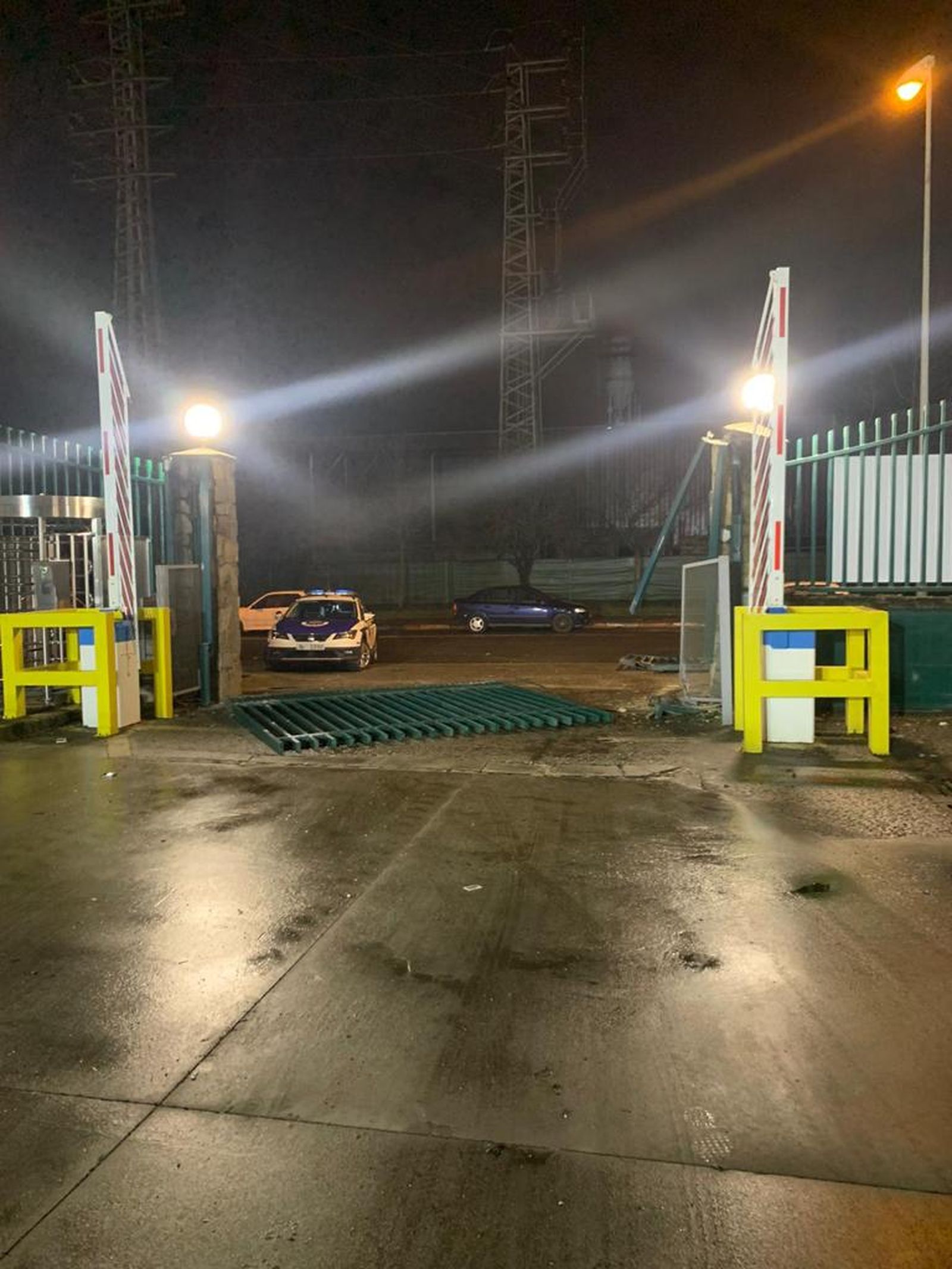 suceso-en-las-instalaciones-de-mercedes-en-vitoria-3