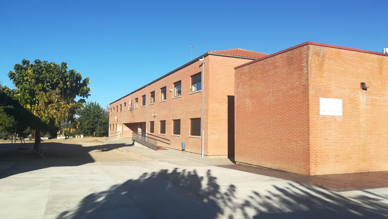 Colegio Gabriel y Galán, Villoria