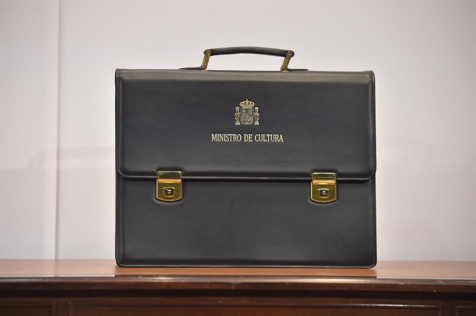 La cartera del ministro de Cultura, en la sede del Ministerio de Cultura. Foto Gustavo Valiente - Europa Press La cartera del ministro de Cultura, en la sede del Ministerio de Cultura. Foto Gustavo Valiente - Europa Press