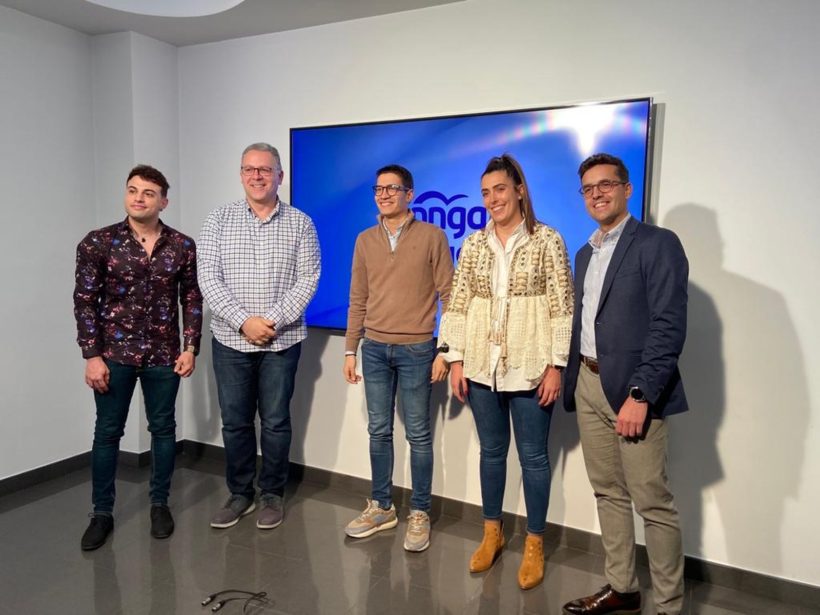 NNGG de Zamora junto a la candidata Andrea Ballesteros