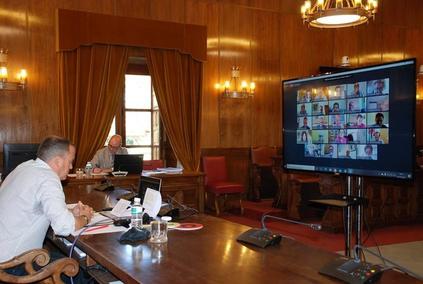 Pleno diputacion (2)