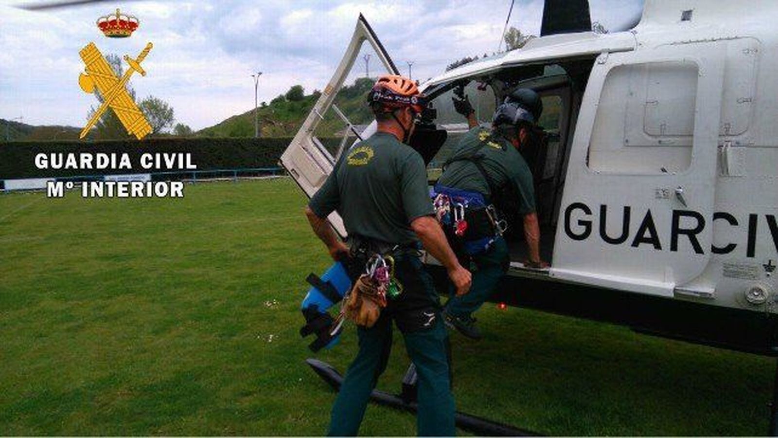 Dos peligrosos rescates del Greim de la Guardia Civil en Maraña