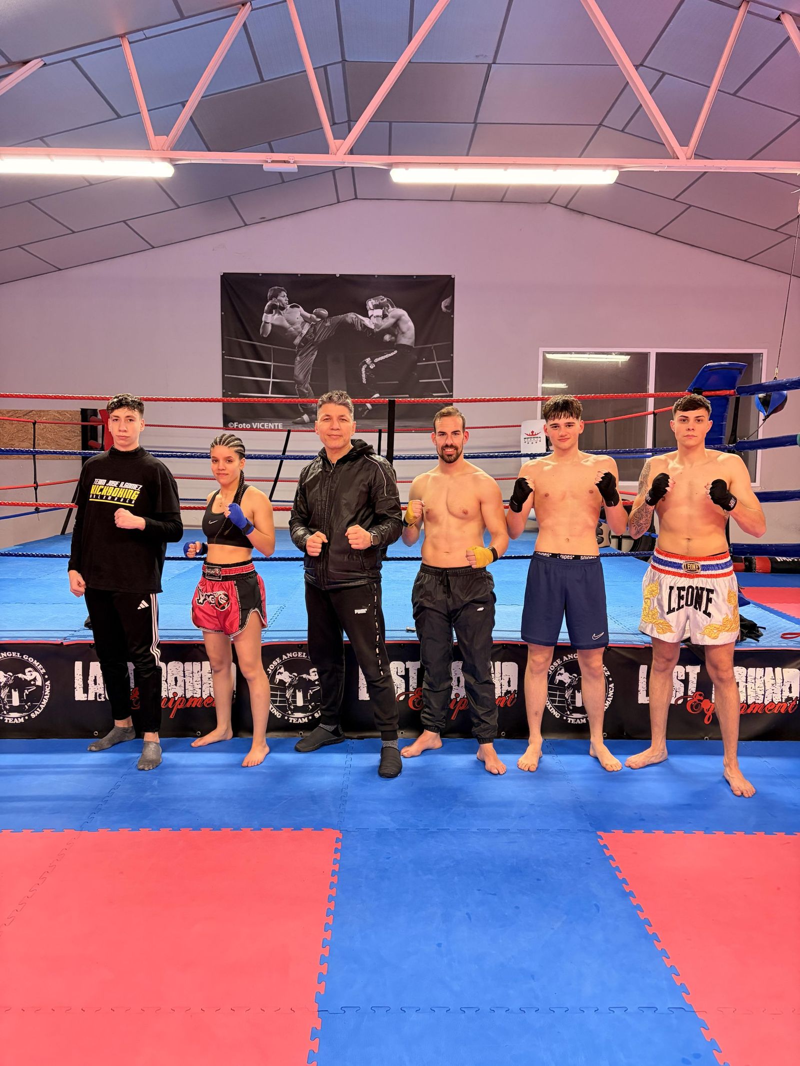 Ángel de Prado, Berta Gómez, David Seco, Rodrigo Gracia y José Angel, equipo que irá a la Italian World Cup de kickboxing