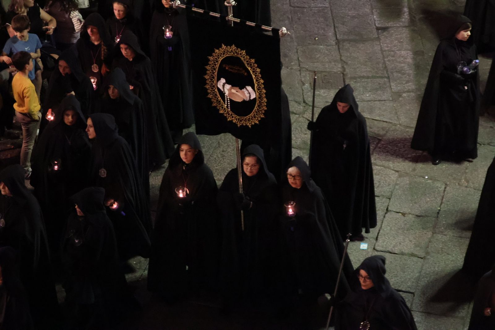 GALERÍA | Revive en imágenes la procesión de la Soledad