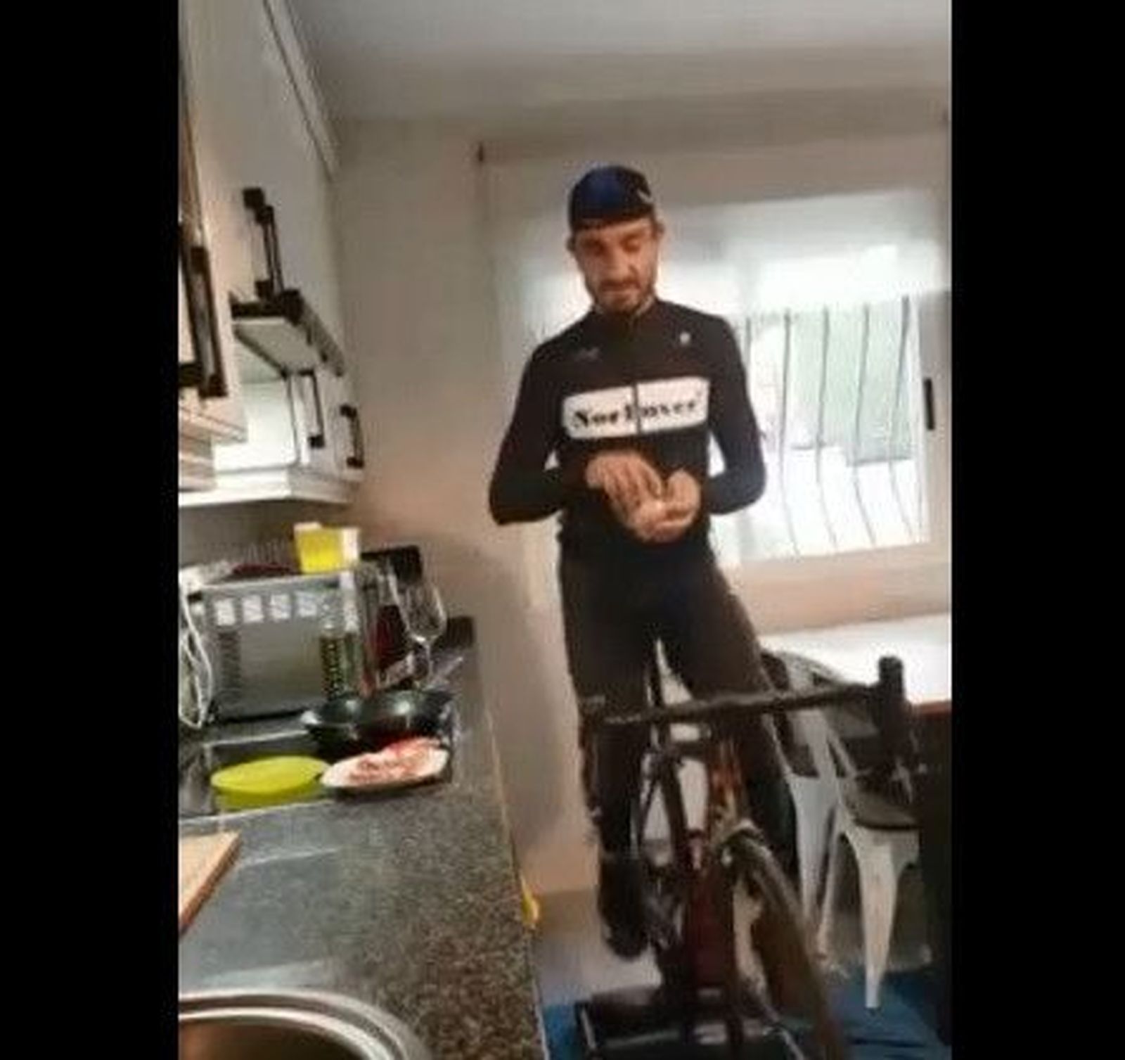 Eladio Jiménez tortilla rodillo