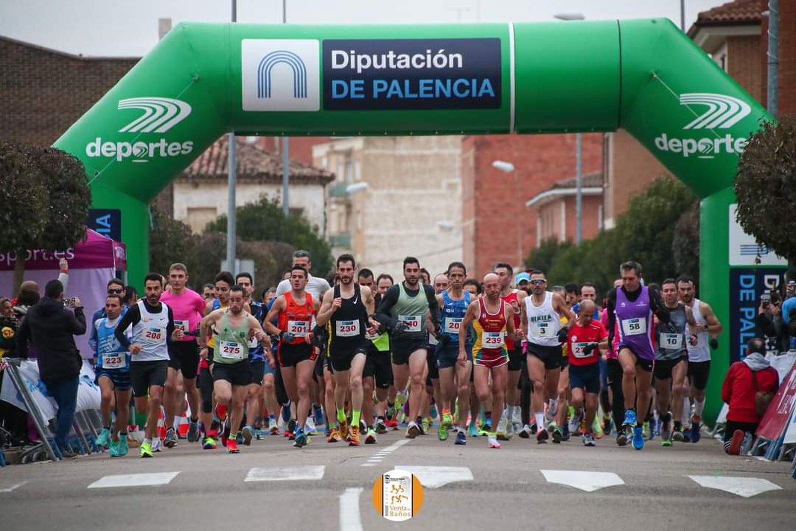 Salida en la carrera de Venta de Baños