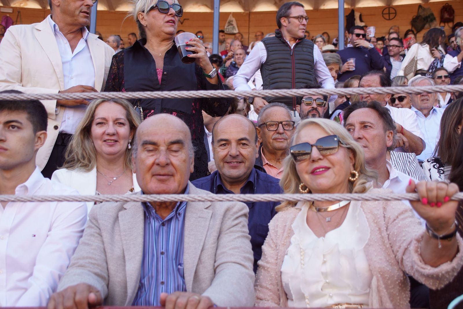 Así ha vivido la afición salmantina el adiós a la feria desde los tendidos: imágenes del ambiente en la corrida concurso