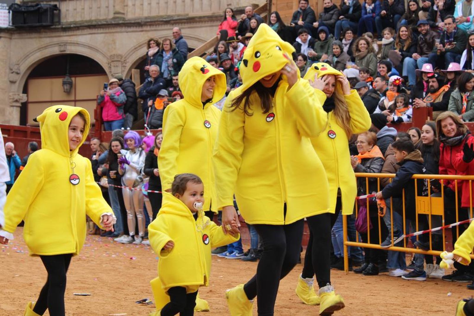 disfraces-del-sabado-de-carnaval-en-ciudad-rodrigo-49